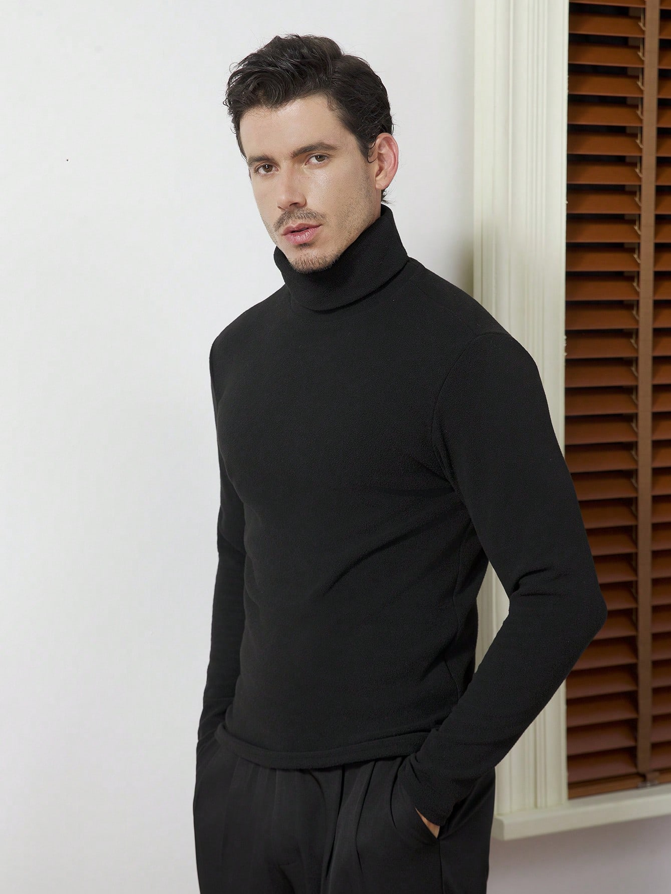 Men's Black High-Neck Long Sle - Base Layer Top recension och pris