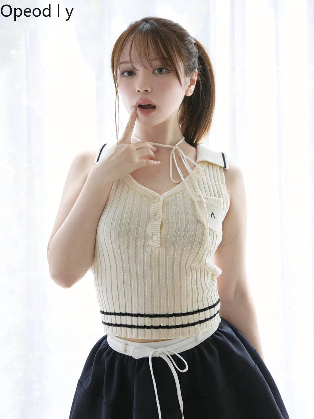 Japanese Sweet Lapel Twist V-n - Suspender Tank Top recension och pris
